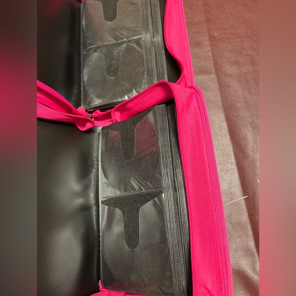 Bundle of 2 Pink Case Logic Disc Holders - Picture 8 of 9
